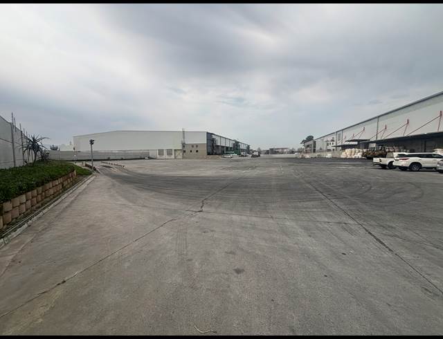 7,572M² WAREHOUSE TO LET IN BELLVILLE SOUTH INDUSTRIA