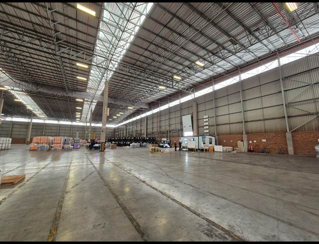 21,491M² WAREHOUSE TO LET IN GOSFORTH PARK
