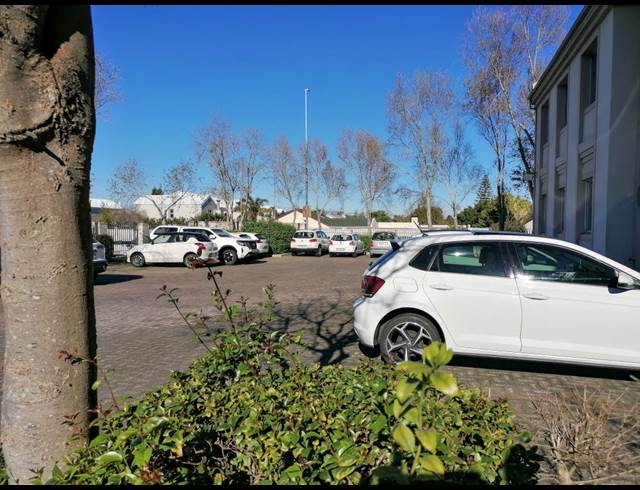 200M² OFFICE TO LET IN DURBANVILLE CENTRAL