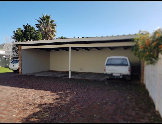 2 bed property to rent in WORCESTER CENTRAL