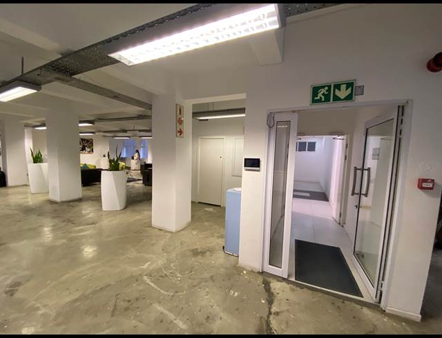 372M² OFFICE TO LET IN CAPE TOWN CITY CENTRE