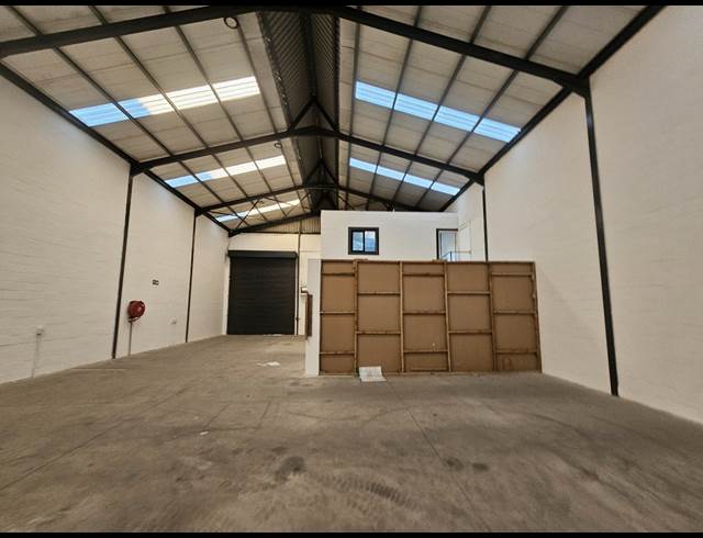 420M² WAREHOUSE TO LET IN RIVERGATE