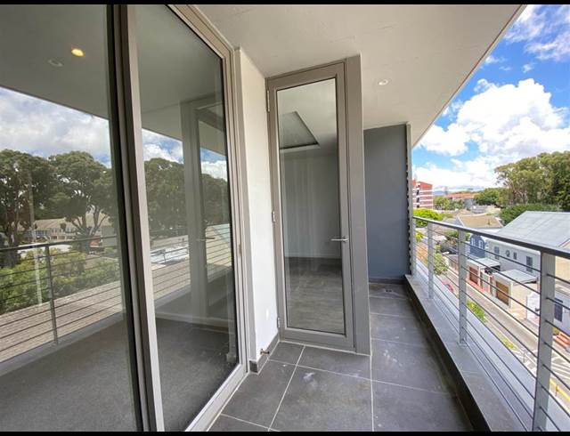 2 bed property to rent in KENILWORTH