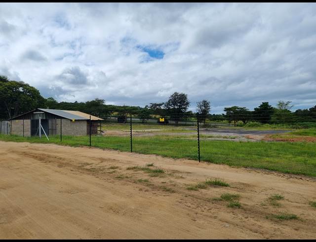 10,000M² VACANT LAND TO LET IN ROCKY DRIFT