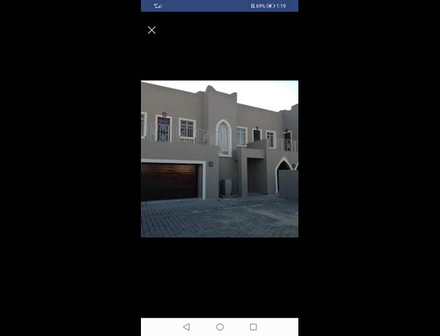 3 bed property to rent in SONNEVELD