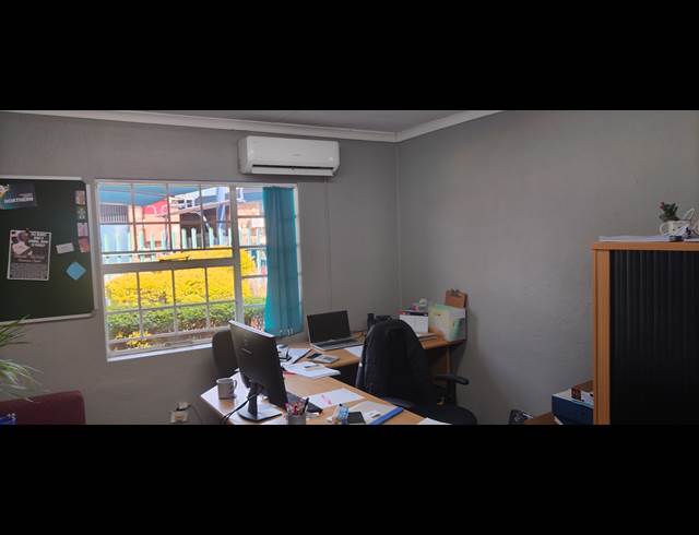 687M² BUILDING TO LET IN NELSPRUIT INDUSTRIAL