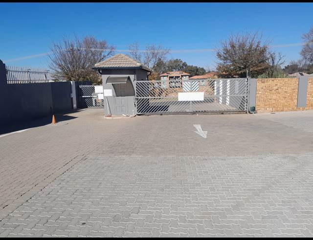 2 BEDROOM PROPERTY TO RENT IN ELANDSFONTEIN