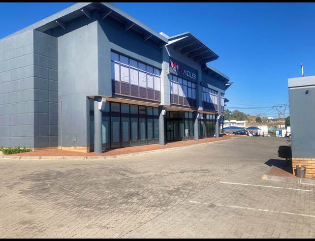 1,233M² WAREHOUSE TO LET IN LINBRO PARK