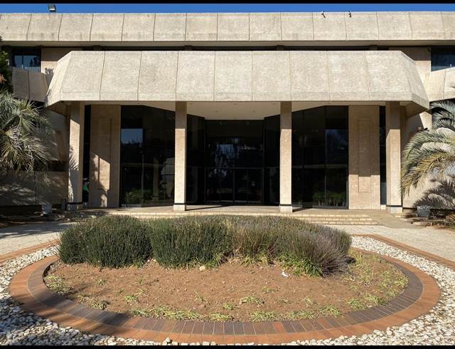 48,428M² WAREHOUSE TO LET IN GERMISTON CENTRAL