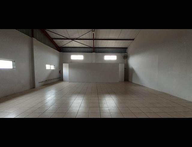 164M² WAREHOUSE RENTED IN GONUBIE