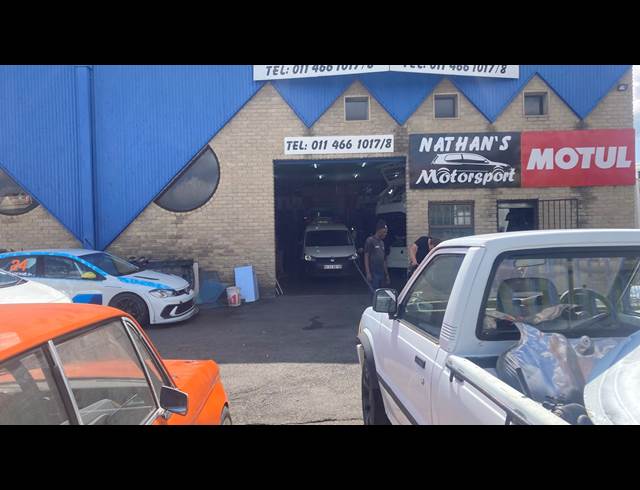 868M² WAREHOUSE TO LET IN KYALAMI