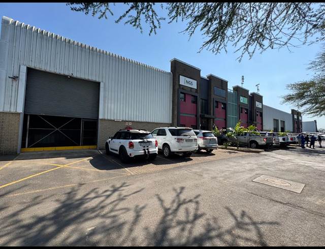 345M² FACTORY TO LET IN UMHLALI
