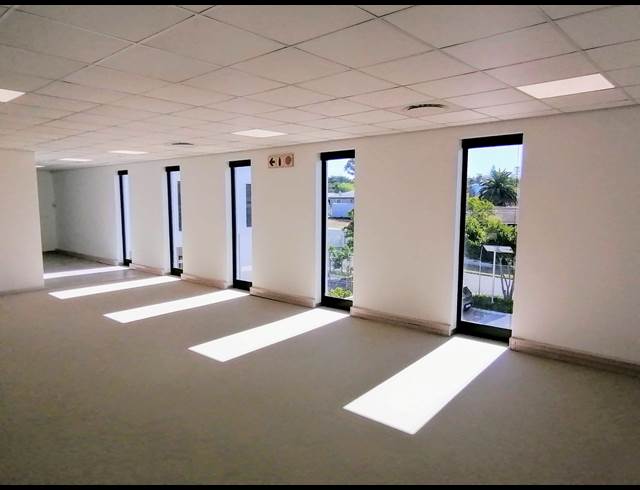 142M² OFFICE TO LET IN DURBANVILLE CENTRAL