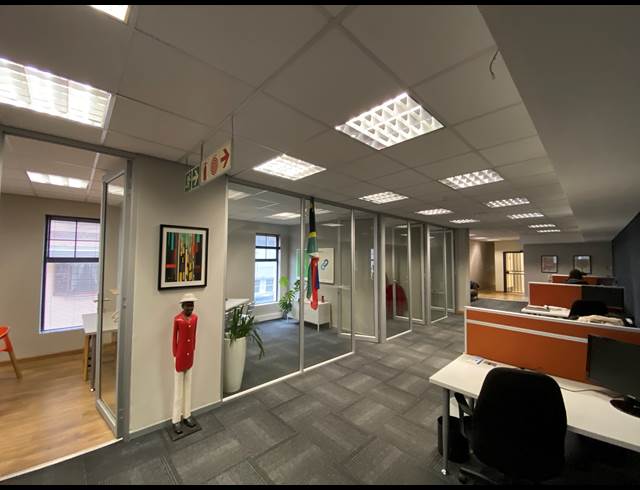 395M² OFFICE TO LET IN CAPE TOWN CITY CENTRE