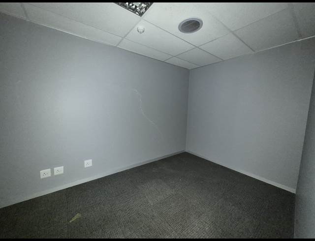 474M² OFFICE TO LET IN SANDTON CENTRAL