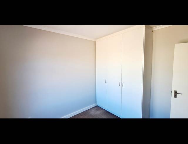 2 bed property to rent in MUIZENBERG