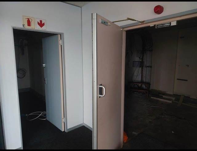 1,000M² FULL FLOOR TO LET IN PINETOWN CENTRAL