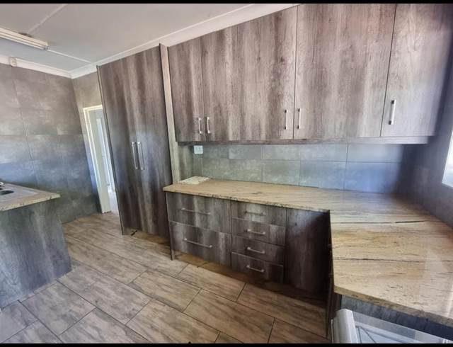 3 BEDROOM PROPERTY TO RENT IN MEYERTON CENTRAL