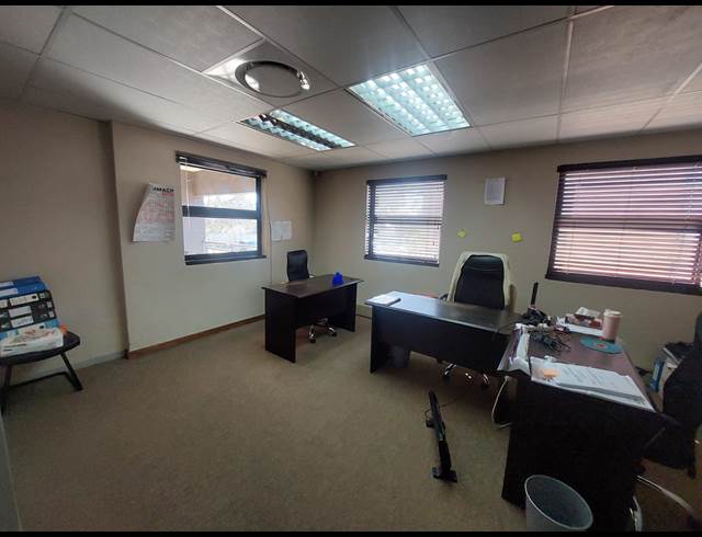 150M² OFFICE TO LET IN TIJGER VALLEI