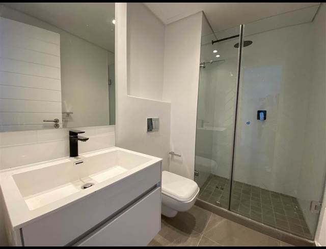 2 bed property to rent in KENILWORTH