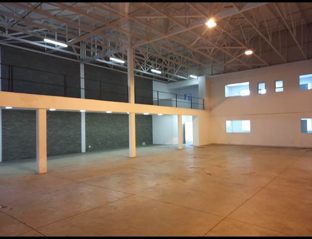 550M² WAREHOUSE TO LET IN STORMILL