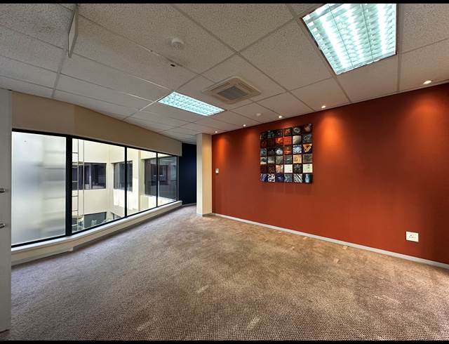 3,278M² OFFICE TO LET IN SANDTON CENTRAL