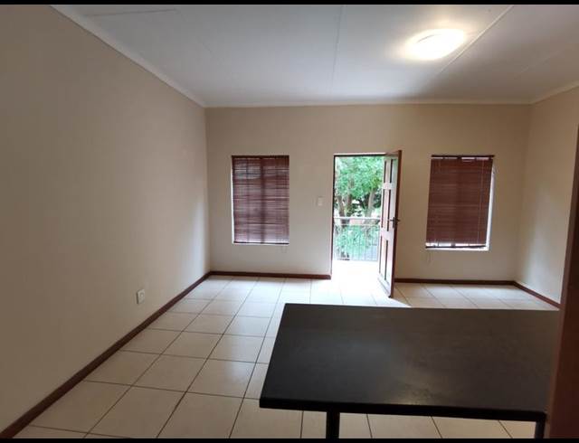 1 BEDROOM PROPERTY TO RENT IN DIE BULT