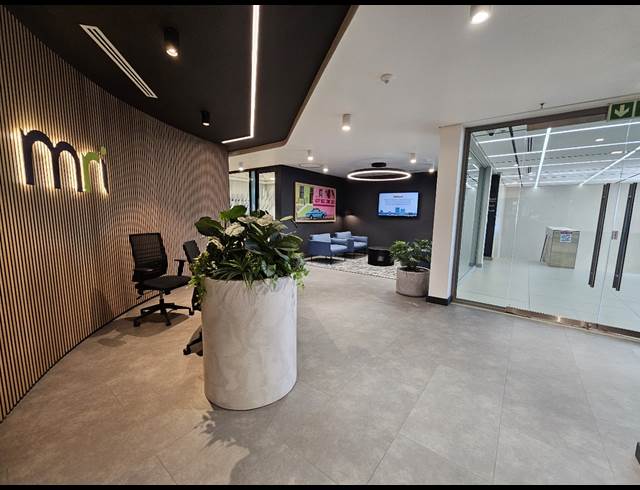 1,753M² OFFICE TO LET IN CENTURY CITY