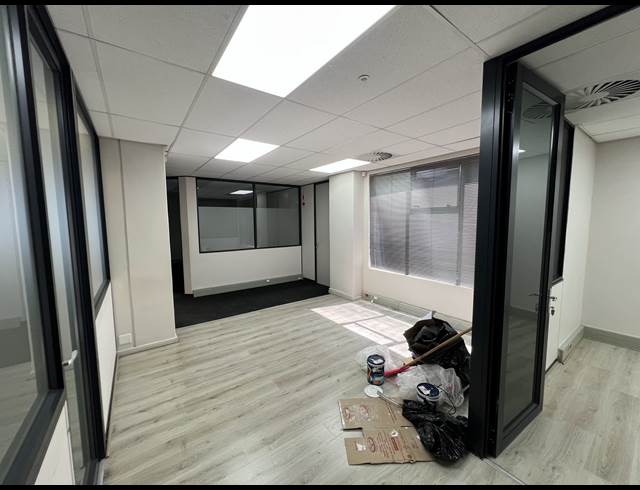 392M² OFFICE TO LET IN UMHLANGA RIDGE
