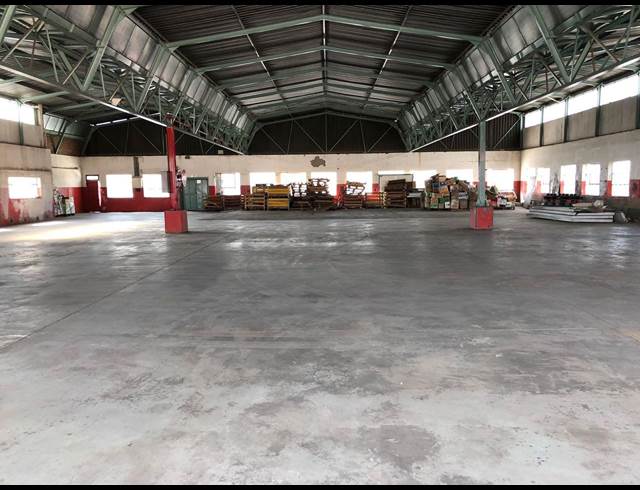 3,300M² WAREHOUSE TO LET IN GERMISTON CENTRAL