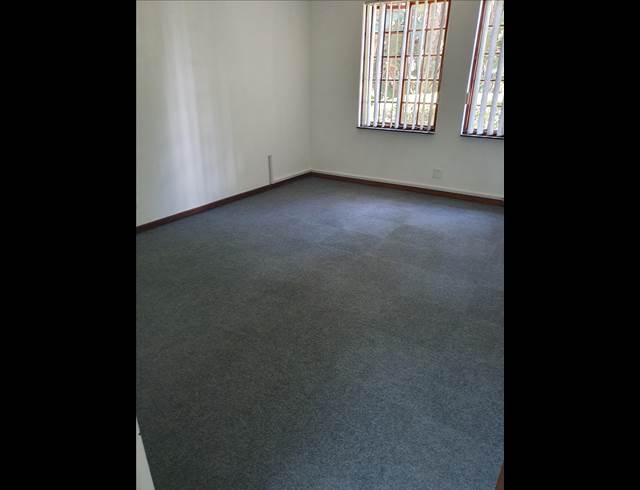 71M² OFFICE TO LET IN RANDJESPARK
