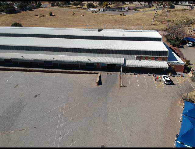 3,006M² WAREHOUSE TO LET IN SUNNYROCK