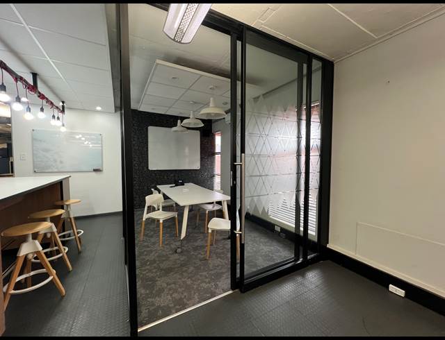 256M² OFFICE TO LET IN CENTURION CENTRAL