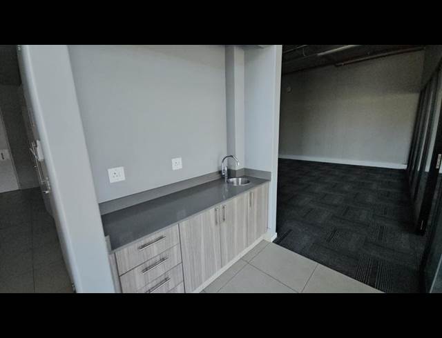 INDUSTRIAL PROPERTY TO RENT IN LONGLAKE