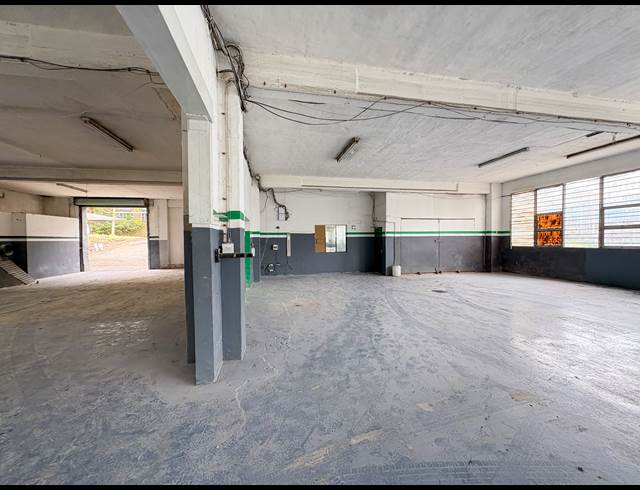880M² WAREHOUSE TO LET IN NEW GERMANY