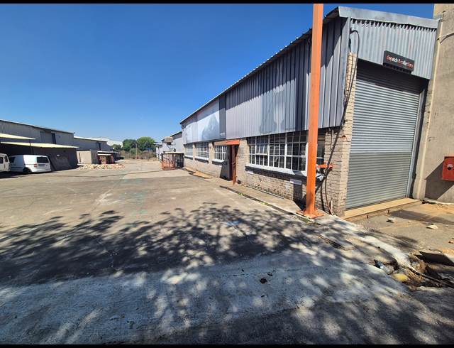 650M² WAREHOUSE TO LET IN WADEVILLE