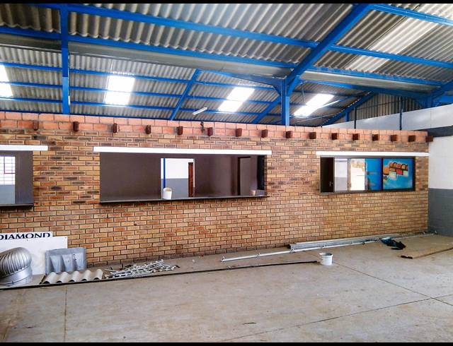 1,205M² WAREHOUSE TO LET IN BEACONVALE