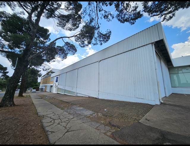 7,011M² WAREHOUSE TO LET IN PRETORIA WEST
