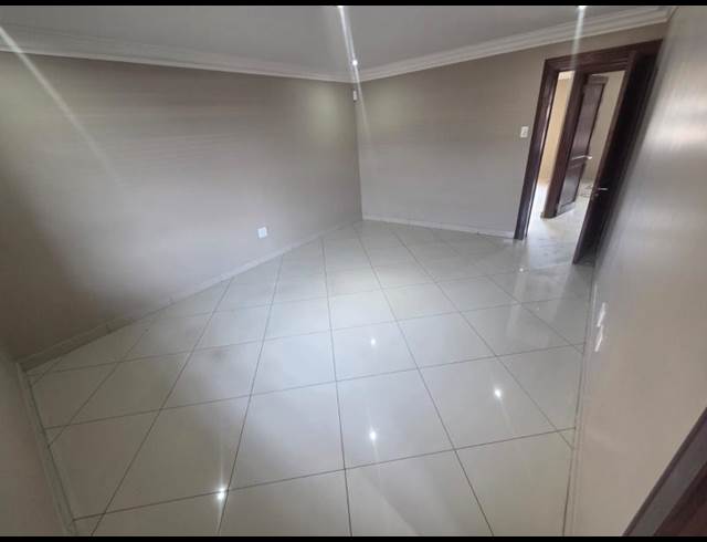 80M² OFFICE TO LET IN FRANSVILLE