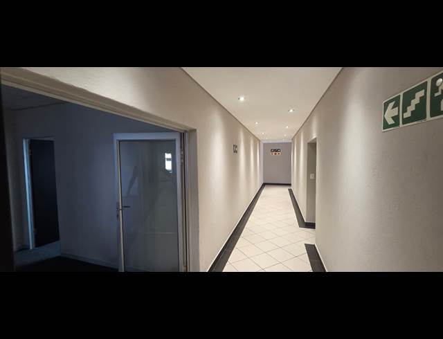 699M² OFFICE TO LET IN NELSPRUIT EXT 1