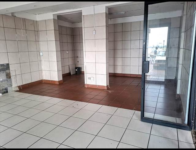 266M² RETAIL TO LET IN MONUMENT