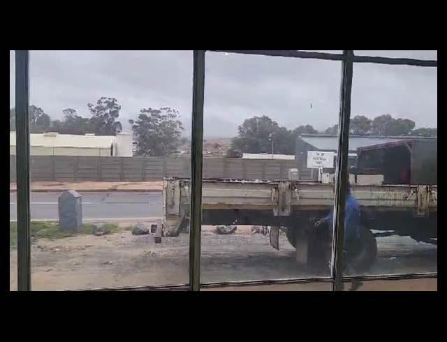 440M² SHOWROOM RENTED IN MALMESBURY INDUSTRIA