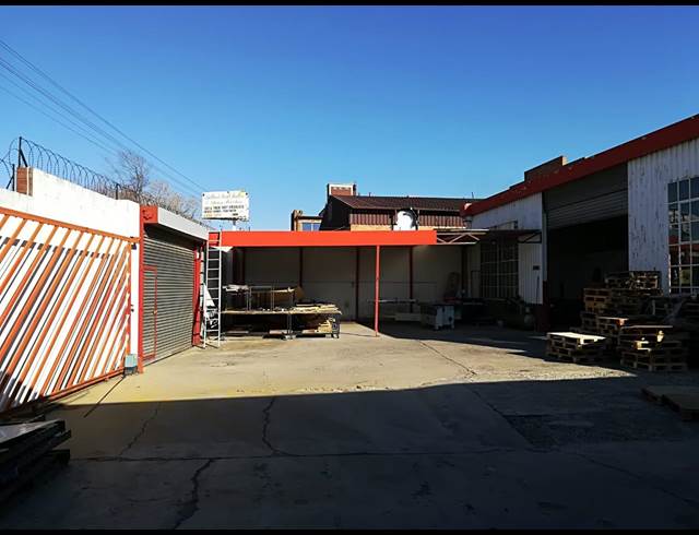 600M² WAREHOUSE TO LET IN DENVER