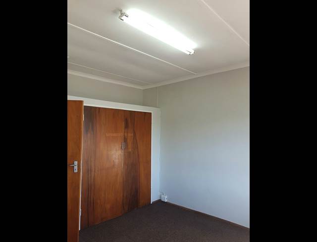 2 bed property to rent in WORCESTER CENTRAL