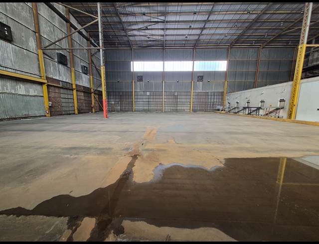 8,000M² WAREHOUSE TO LET IN HERIOTDALE