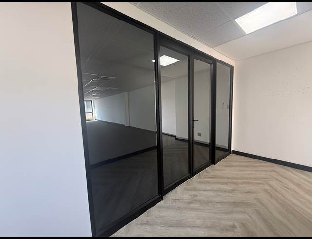 376M² OFFICE TO LET IN ROSEBANK