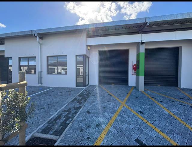 115M² WAREHOUSE TO LET IN MILNERTON CENTRAL
