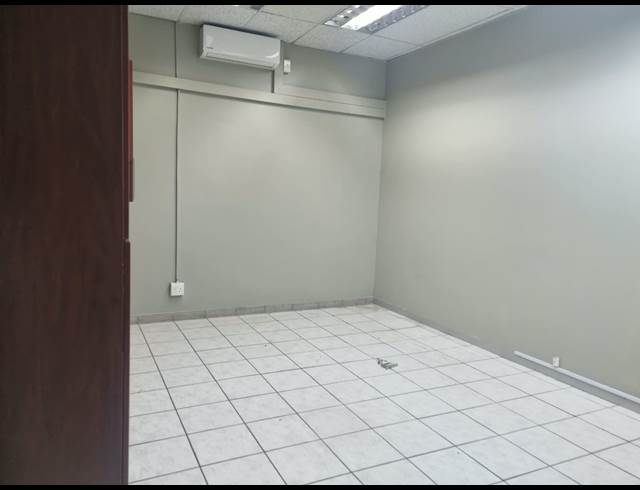 101M² OFFICE TO LET IN NELSPRUIT CENTRAL