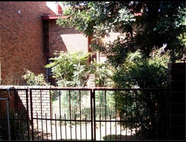 2 bed property to rent in THE HILL