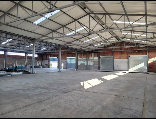 5,444M² WAREHOUSE TO LET IN MAITLAND
